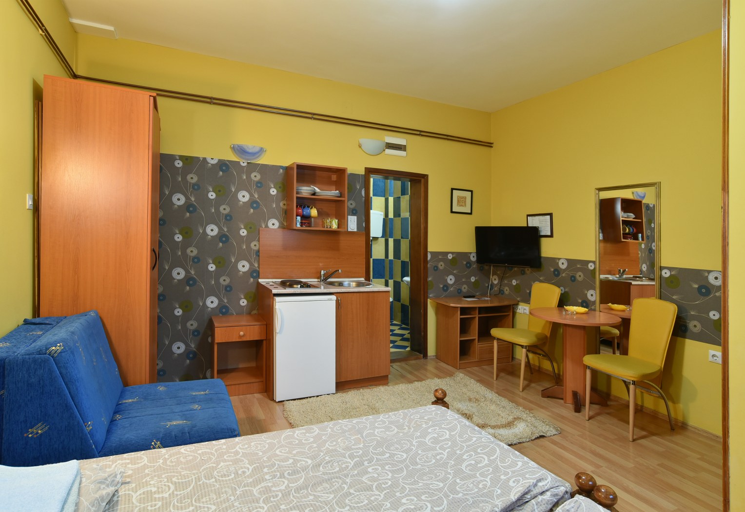 http://www.vilamaric.rs/wp-content/uploads/2015/12/DSC_0043_1528x1050.jpg