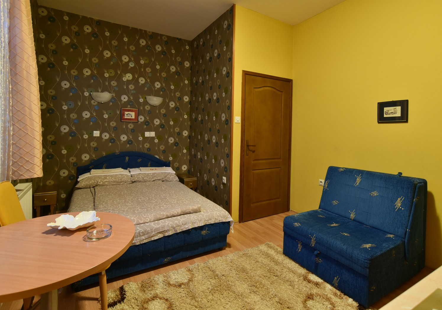 http://www.vilamaric.rs/wp-content/uploads/2015/12/DSC_0052_1495x1050.jpg