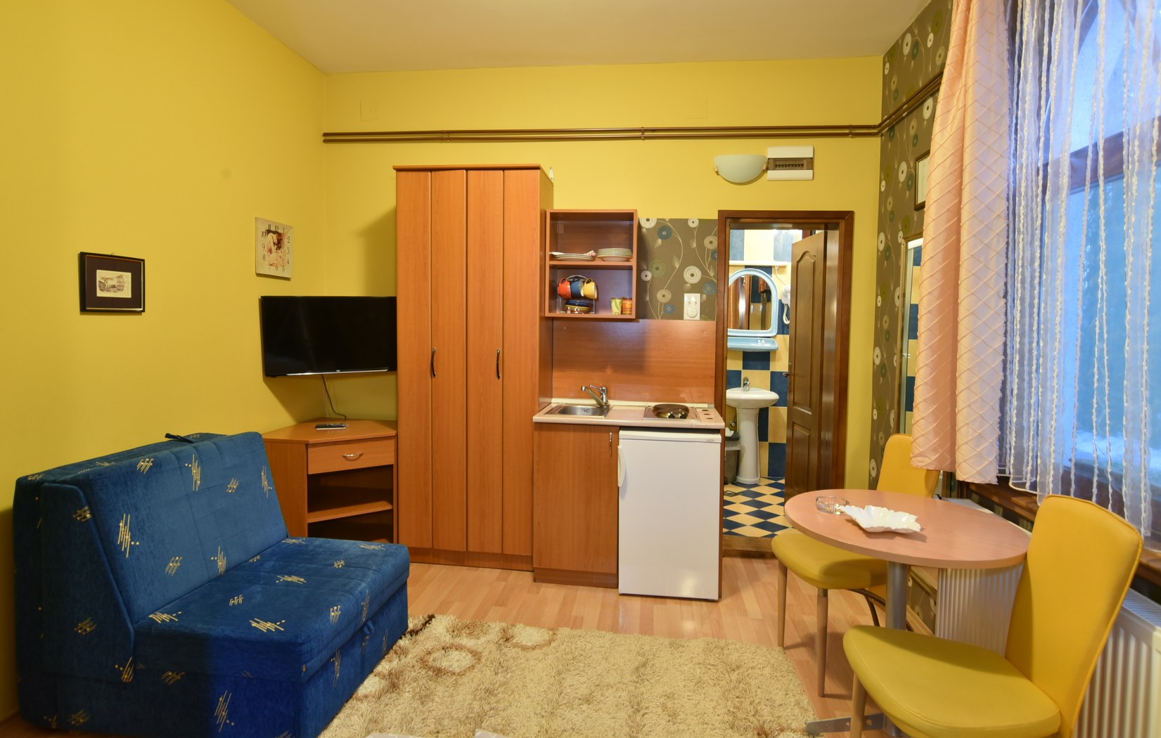 http://www.vilamaric.rs/wp-content/uploads/2015/12/DSC_0054_1651x1050.jpg