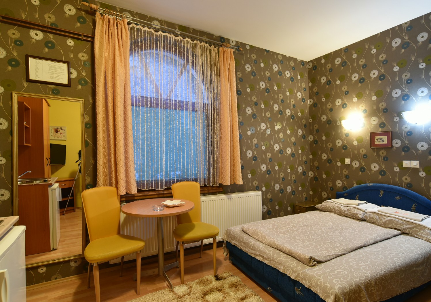 http://www.vilamaric.rs/wp-content/uploads/2015/12/DSC_0055_1497x1050.jpg
