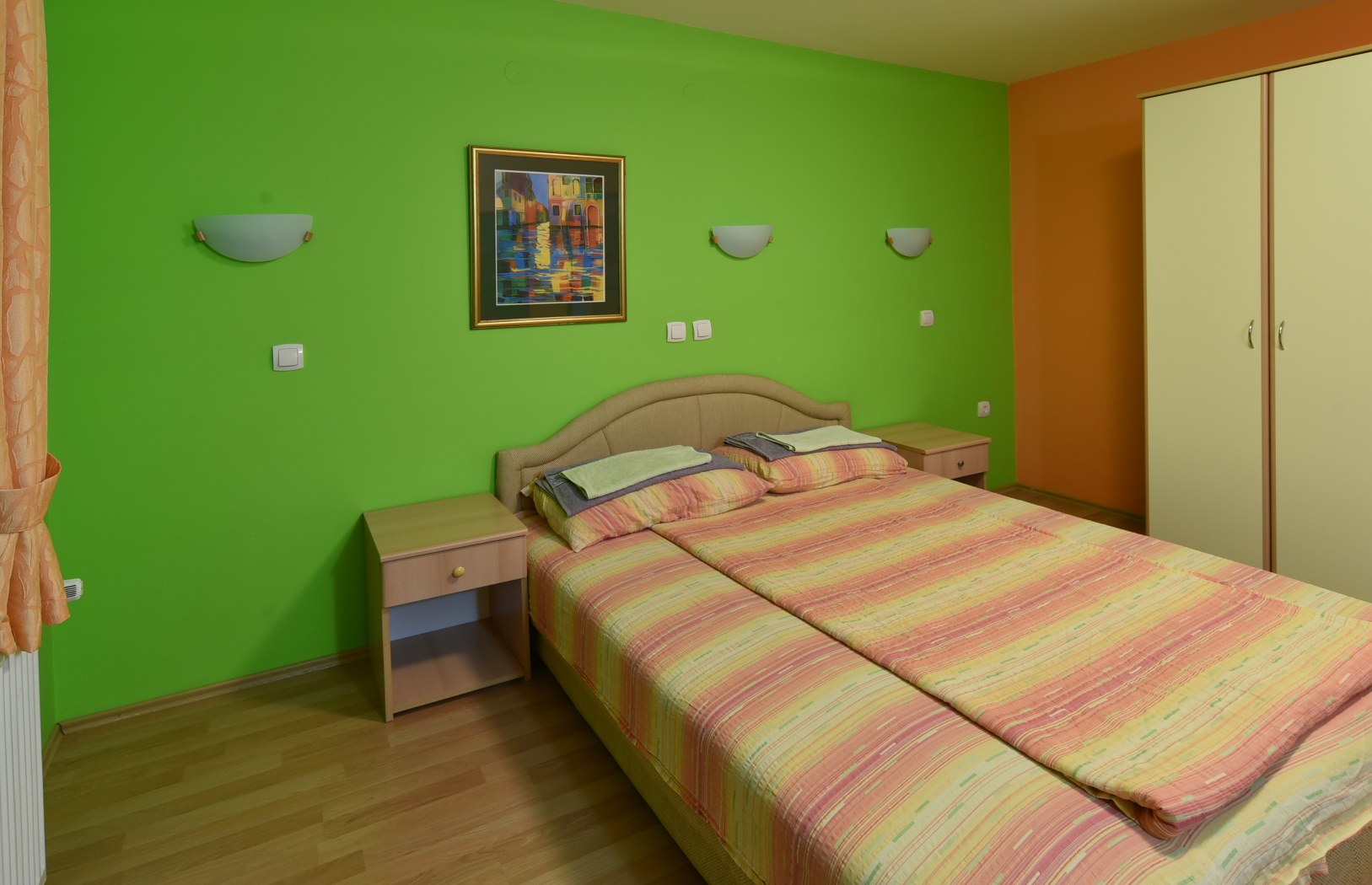 http://www.vilamaric.rs/wp-content/uploads/2015/12/DSC_0093_1627x1050.jpg
