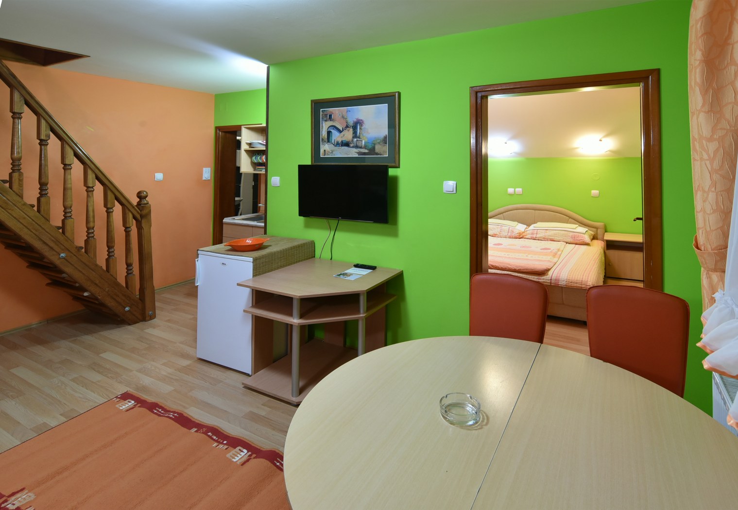 http://www.vilamaric.rs/wp-content/uploads/2015/12/DSC_0120_1519x1050.jpg