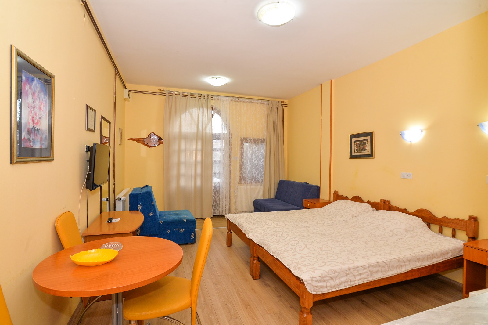 http://www.vilamaric.rs/wp-content/uploads/2019/03/D4S_0062_1600x1065.jpg